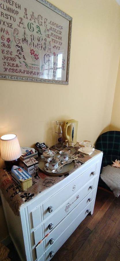 Gîte pour 2 personnes, avec vue ainsi que jardin et terrasse à Domfront - 4