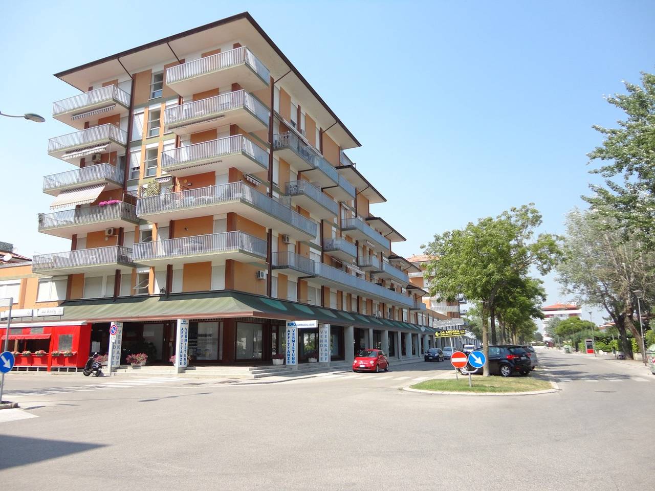 Ganze Wohnung, Ferienwohnung am Meer mit Balkon in Porto Santa Margherita, Caorle