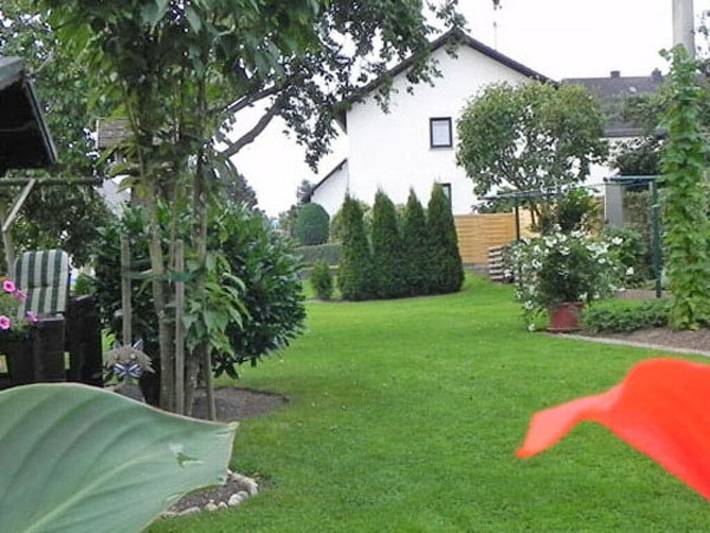 Ferienhaus für 4 Personen, mit Terrasse und Garten in Monzelfeld - 3