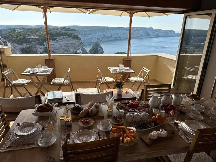 Gîte pour 6 personnes, avec vue et terrasse dans Citadelle De Bonifacio - 3