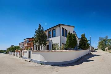 Appartamento per 4 Persone in Novigrad, Umago e dintorni, Foto 1