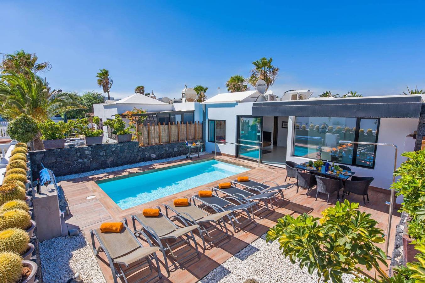 Villa Kikay by Villa Plus in Los Pocillos, Tías