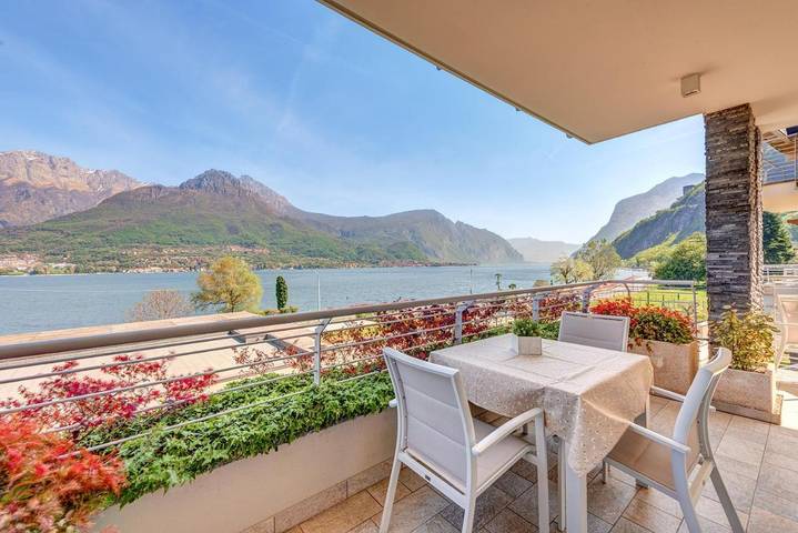 Ferienwohnung für 6 Personen, mit Ausblick und Seeblick sowie Balkon