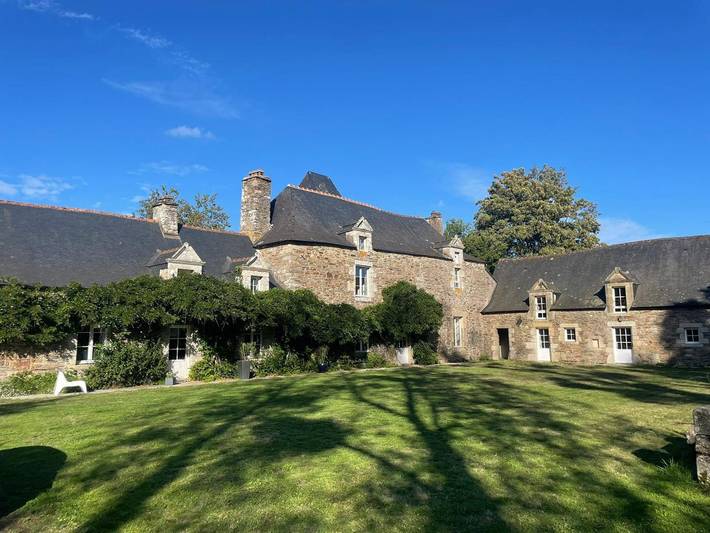 Gîte pour 4 personnes, avec piscine ainsi que jardin et terrasse à Malansac - 2