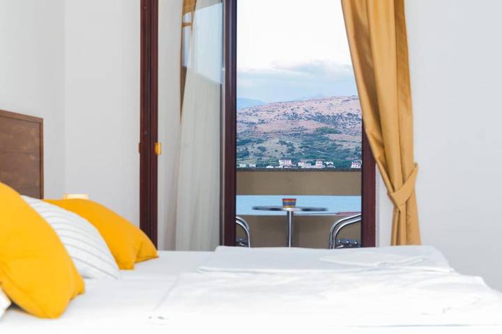Alojamiento y desayuno para 2 personas, con jardín y vistas - 1