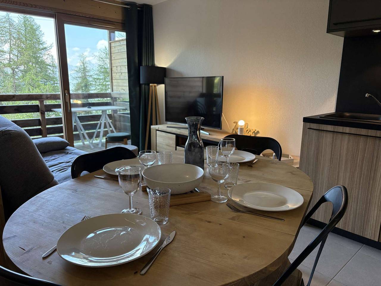 Geheel appartement, Modern apartment in the heart of the resort - 6 guests in Plagne Centre, La Plagne-Tarentaise