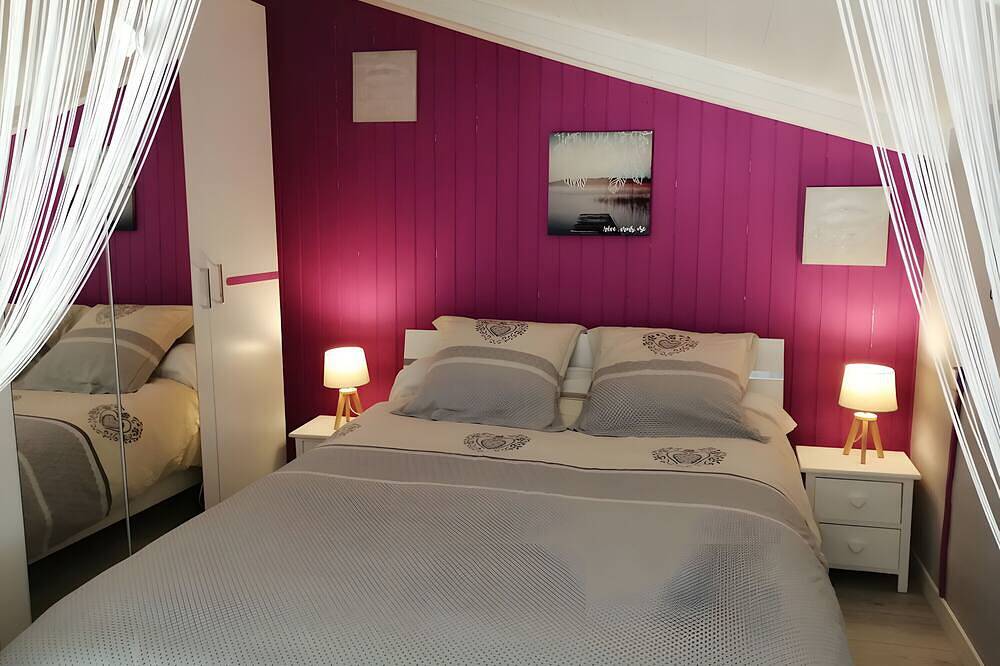 Charming Gite \"L'Escapade\" in Saint-Nazaire-sur-Charente, Rochefort region