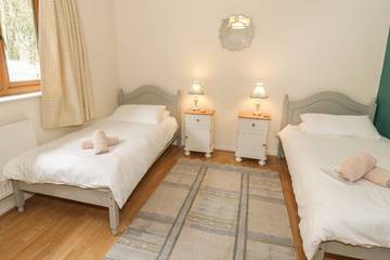 Log Cabin for 8 People in Betws-y-Coed, Conwy region, Photo 1