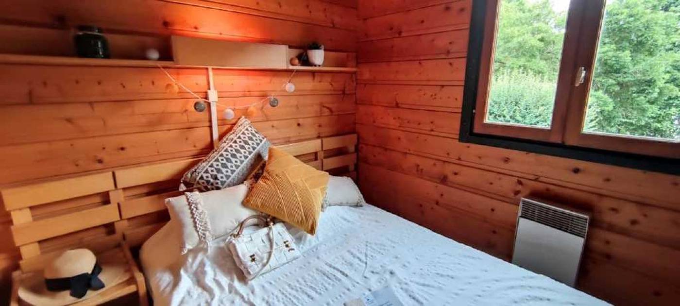 Chalet 4 étoiles - Piscine  - eeiiga in Saint-Pardoux, Région de Bellac