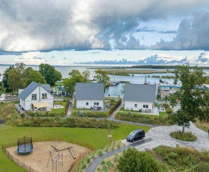 Ferienhaus für 9 Personen, mit Balkon und Terrasse sowie Sauna in Altwarp - 3