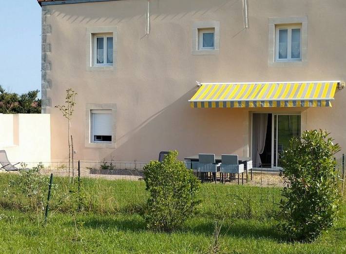 Gîte pour 6 personnes, avec jardin et terrasse à Raveau (Nièvre)