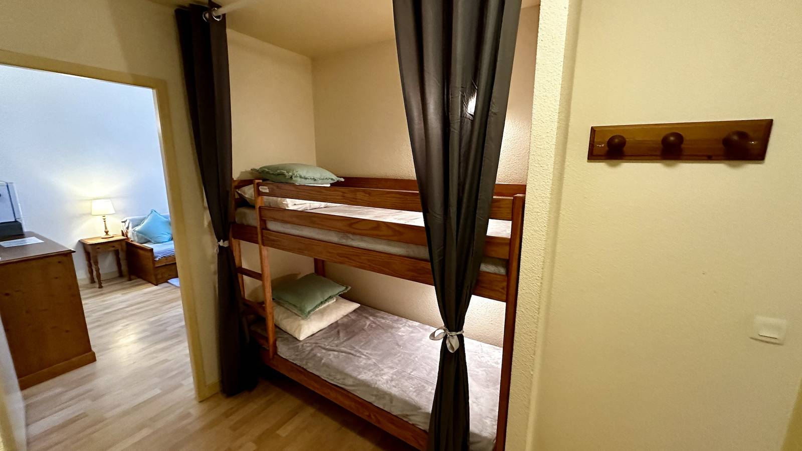Entire apartment, So' Amandine - La Bourboule in La Bourboule, Volcans d'Auvergne Regional Nature Park