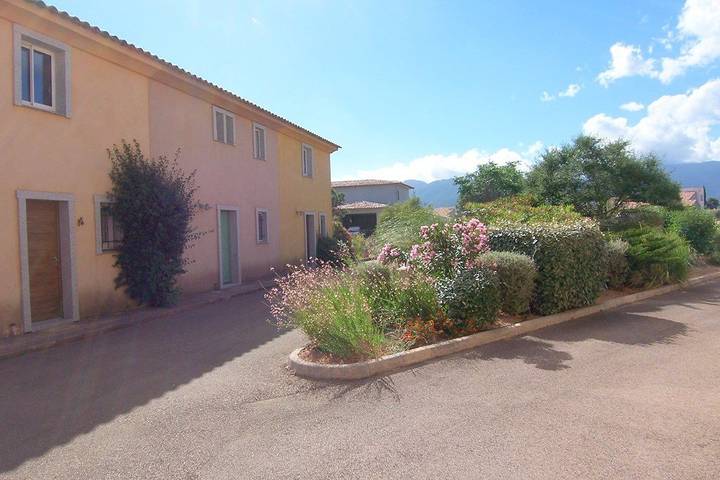Villa pour 4 personnes, avec piscine, adapté aux familles à Lecci - 3
