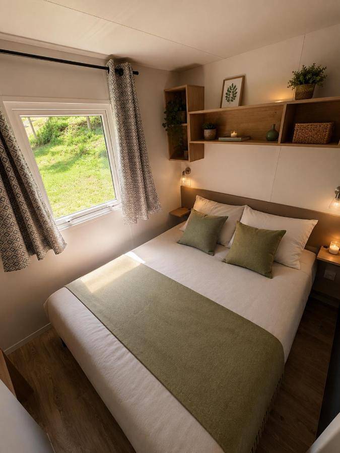 Gîte pour 6 personnes, avec terrasse et jardin ainsi que piscine et jacuzzi à Villefort - 3