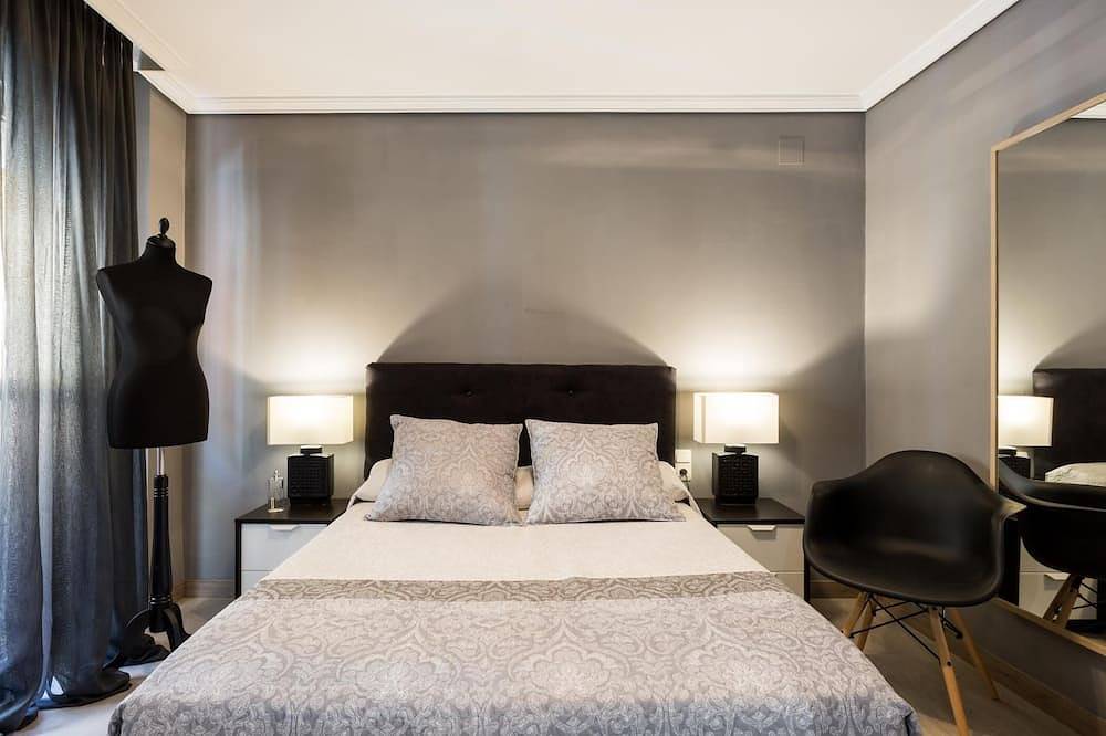 Apartamento entero, Holi-Rent Gran Poder Elegante apartamento de un dormitorio junto la Alameda in Casco Antiguo, Sevilla