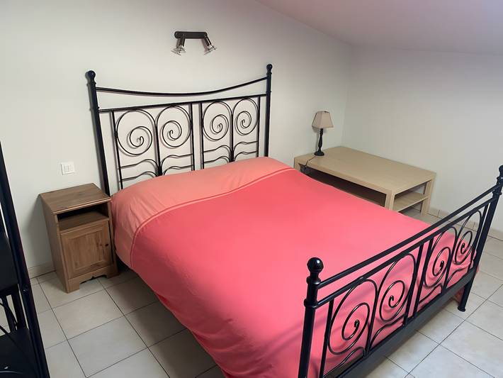 Location de vacances pour 5 personnes, avec bassin pour enfant et jardin à Allemagne-en-Provence - 3