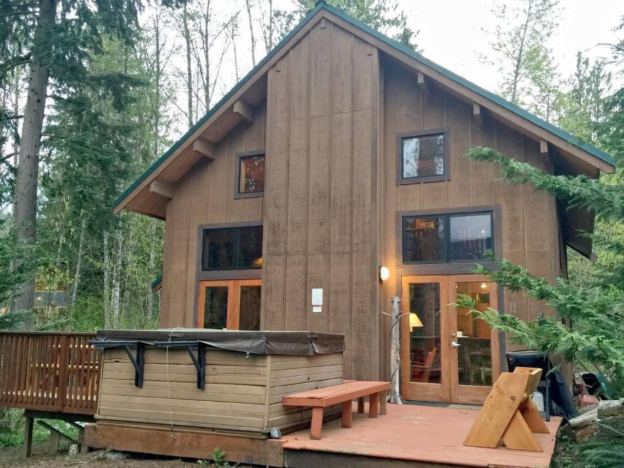 Gemütliche und rustikale Hütte mit Whirlpool und Haustieren Ok in Glaciar, Bosque Nacional de Mount Baker-Snoqualmie