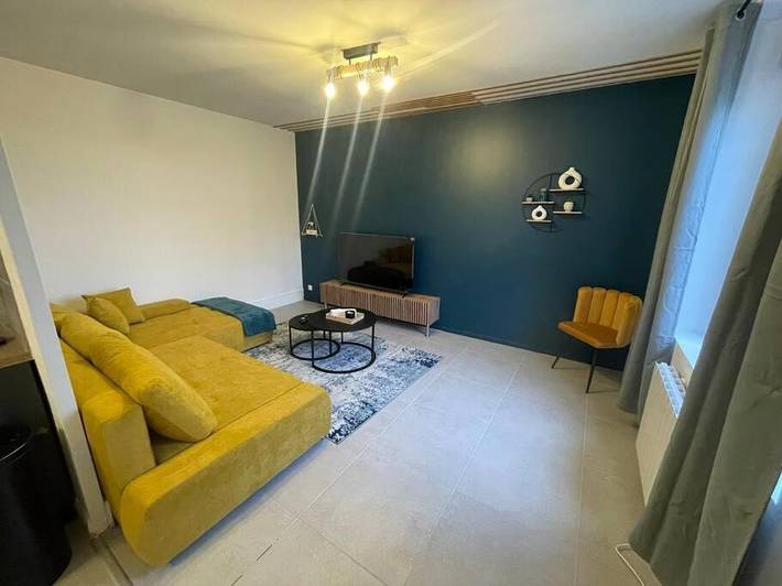 Gîte pour 8 personnes, avec balcon, animaux acceptés à Charnay-lès-Mâcon - 3