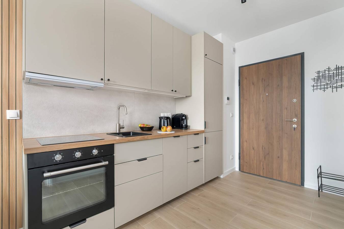Ganze Wohnung, Bright Apartment with Balcony | Gym and Parking in Posen, Großpolen