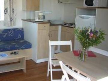 Camping pour 4 Personnes dans Saint-Denis-d'Oléron, Île d'Oléron, Photo 1