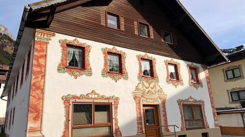 Ferienwohnung für 8 Personen, mit Ausblick und Garten, mit Haustier in Tannheimer Tal