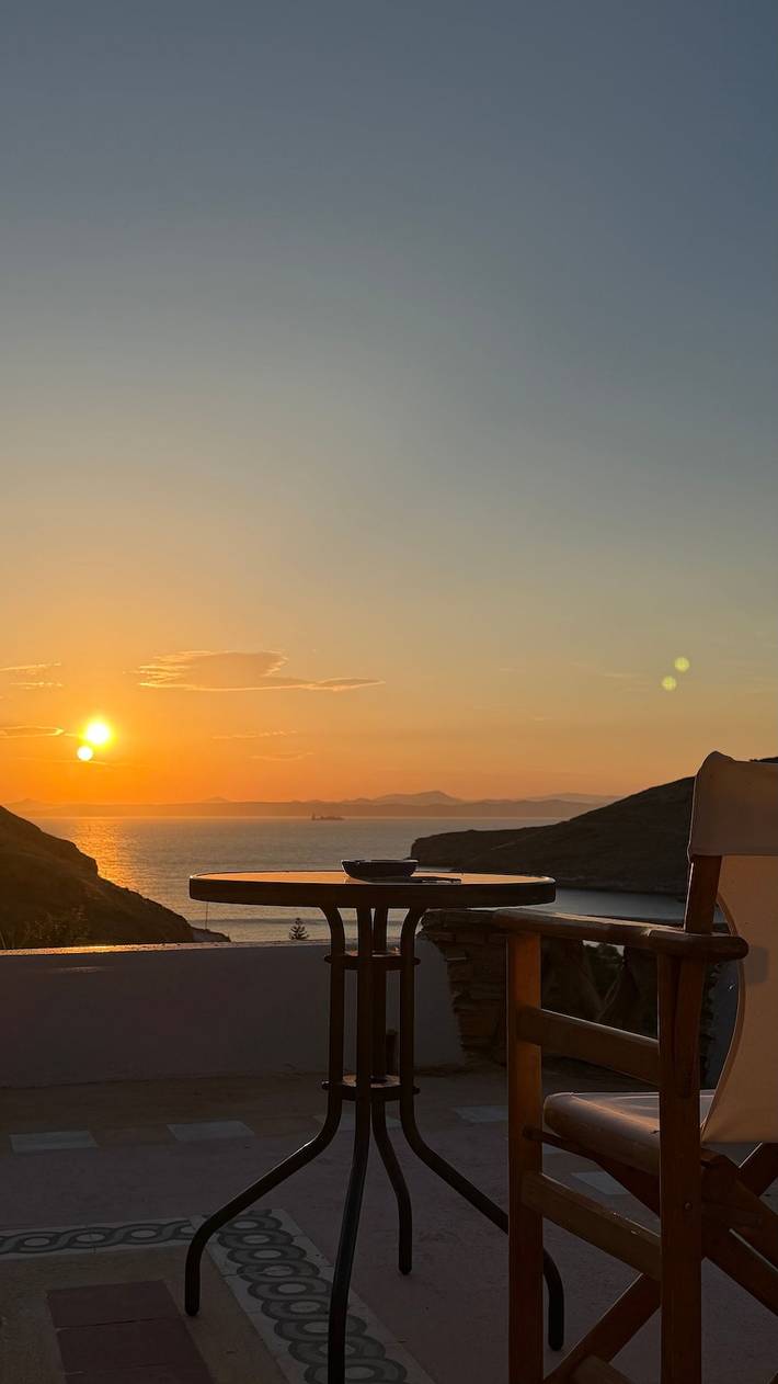 Villa pour 8 personnes, avec vue sur l’océan et balcon, animaux acceptés dans Kea - 2