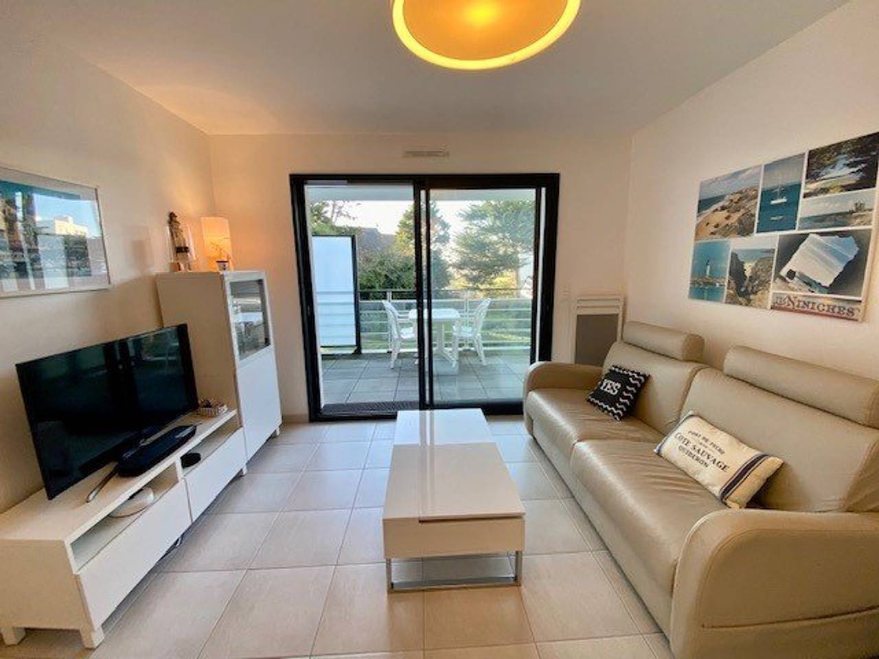 Entire apartment, Quiberon - Appartement T3 avec Balcon et Parking, Proche Thalassothérapie - 63m², Wifi in Quiberon, Côte des Mégalithes