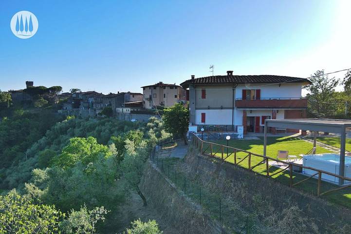 Appartamento vacanze per 4 persone, con idromassaggio e giardino - 1