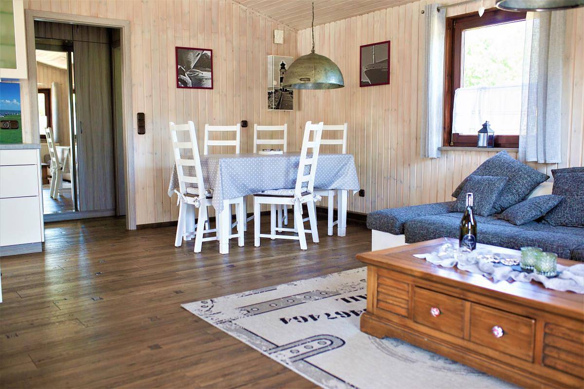 4 Personen Ferienhaus Windrose mit Kanu in Otterndorf in Otterndorf, Cuxland