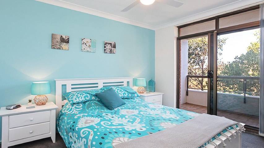 Holiday apartment for 5 people, with balcony and garden in Nelson Bay