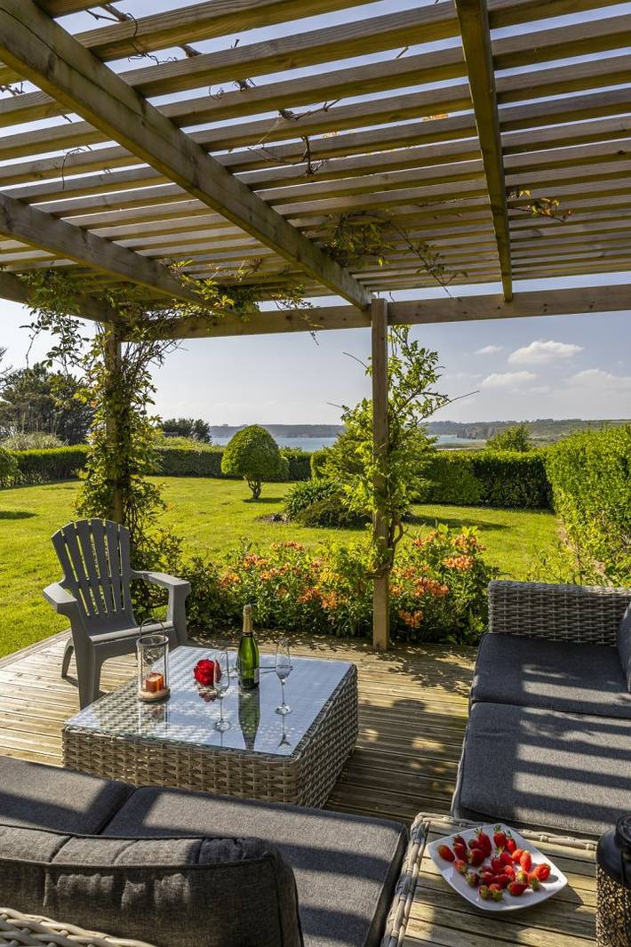 Gîte pour 9 personnes, avec jardin et terrasse, animaux acceptés à Crozon - 4
