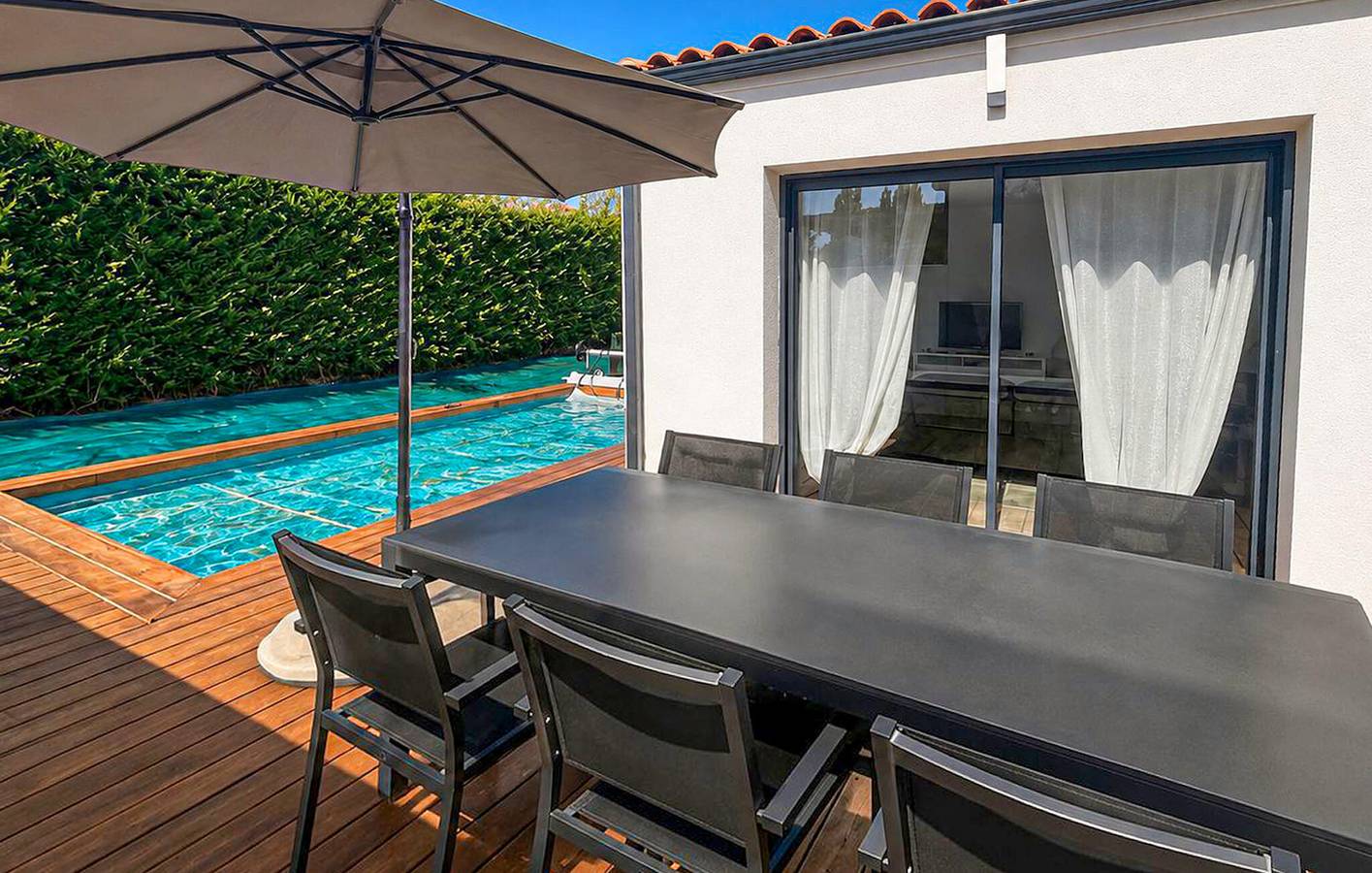 Charmant appartement de deux chambres avec piscine, jardin et accès à la plage in Vaux-sur-Mer, Côte de Beauté