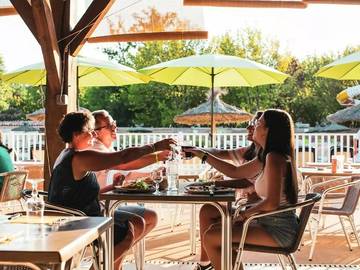 Camping pour 4 Personnes dans Région de Villeneuve-sur-Lot, Lot-et-Garonne, Photo 4