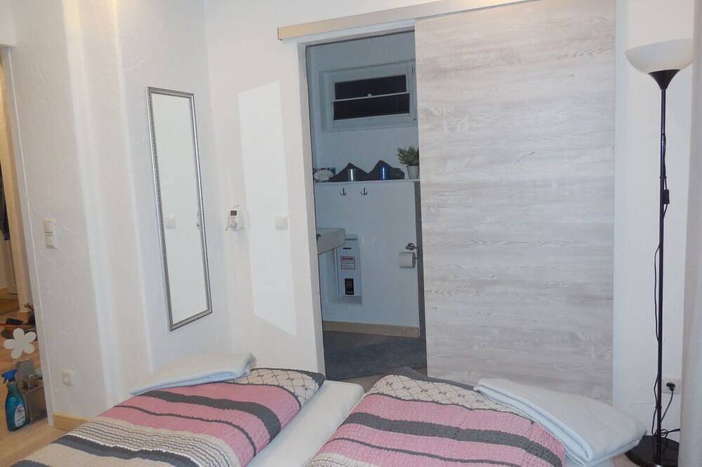 Ferienhäuschen  \"Am Rheinpark\" freistehend mit Sauna im Mittelrheintal in Kamp-Bornhofen, Mittelrhein