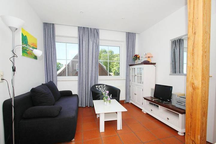 Ferienwohnung, mit Terrasse und Garten