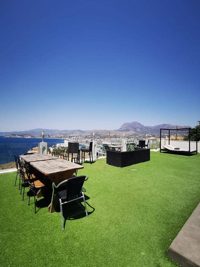 Casa rural para 10 personas, con Balcón y Terraza además de Piscina y Vistas en Benidorm - 4