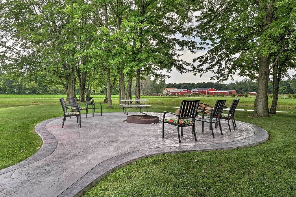 Cozy ‘Haven of Rest’ Home w/ Amish Country Views! in LaGrange County