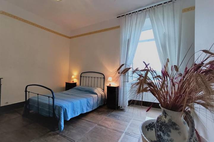 Location de vacances pour 6 personnes, avec jardin à Valprionde - 4