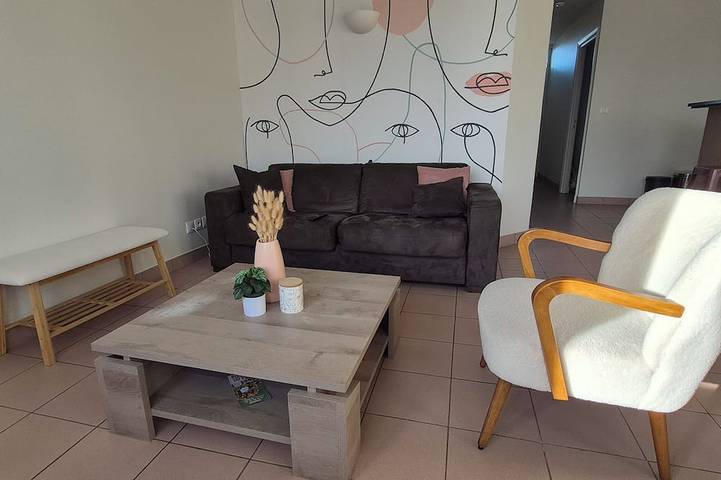 Location de vacances pour 4 personnes, avec jardin ainsi que jacuzzi et terrasse à Ploemeur