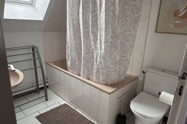 Appartement entier, Appartement 4 pers proche Château de Maintenon – Idéal mariage & séjour cosy in Maintenon, Région de Chartres
