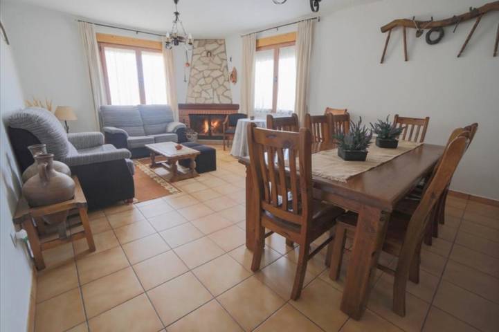 Casa rural para 15 personas, con terraza y vistas, Se admiten mascotas en Provincia de Cuenca - 3