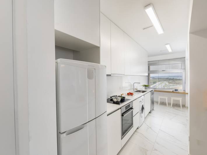 Geheel appartement, The Perfect Holiday Apartment minutes from the Beach in Larnaca, Larnaca Apartment 1401 in Mackenzie Beach, Larnaca District