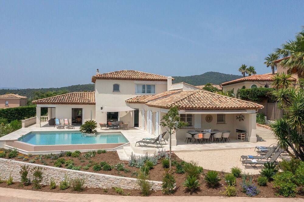 Casa vacanza a Var a partire da 877€ a notte
