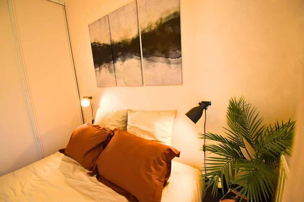 Entire apartment, Oasis Spa Bath and Parisian Garden in Aubervilliers, Seine-Saint-Denis