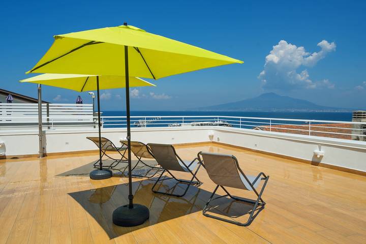 Appartamento per 6 persone, con terrazza e panorama a Vico Equense