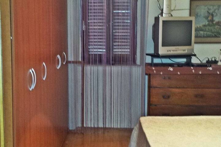 Ganze Wohnung, Ferienwohnung in Zlarin mit Balkon, W-Lan, Waschmaschine (3813-2) in Zlarin (Kroatische Adria), Dalmatinische Inseln