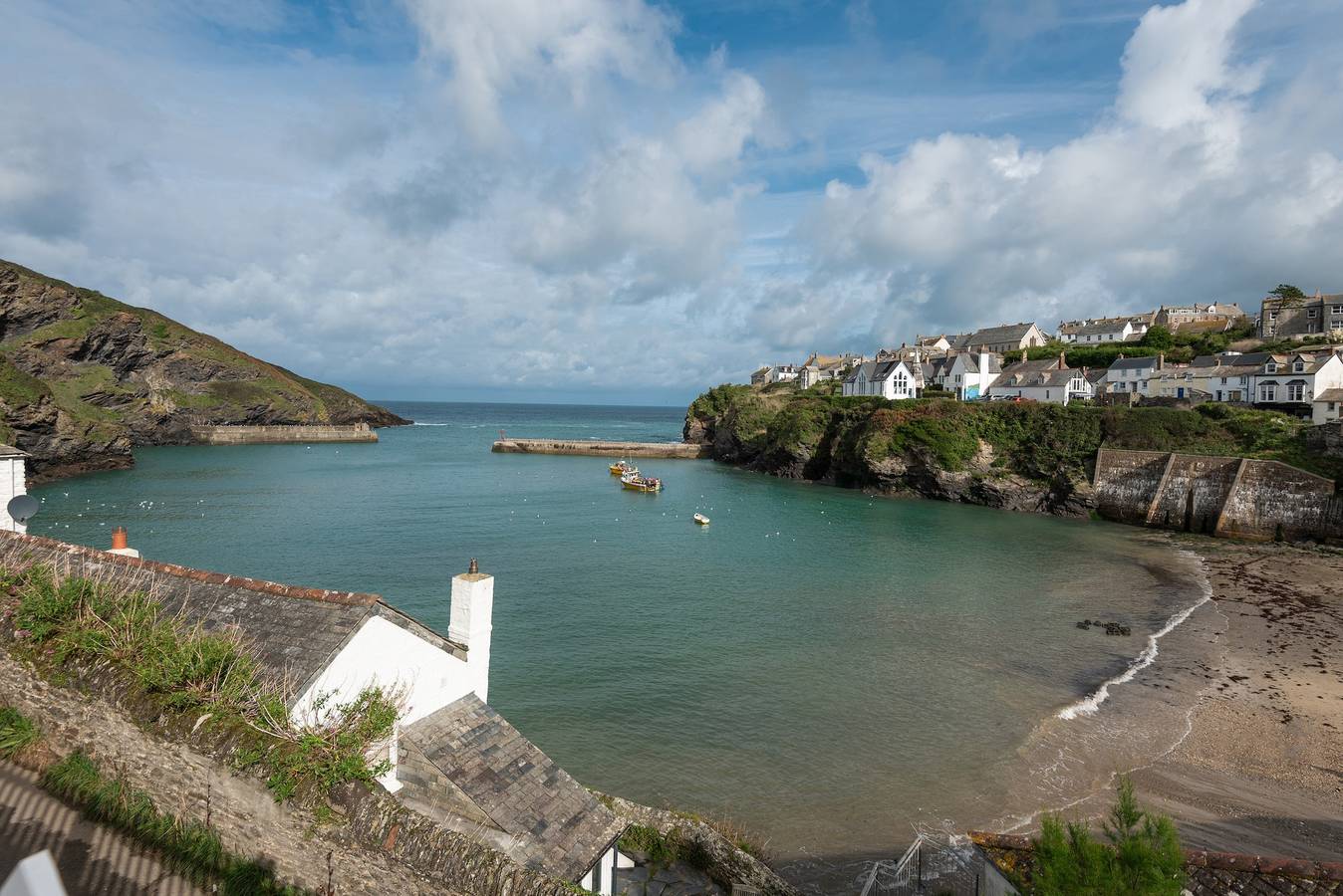 White House Cottage in Port Isaac, Pentire Point - Widemouth