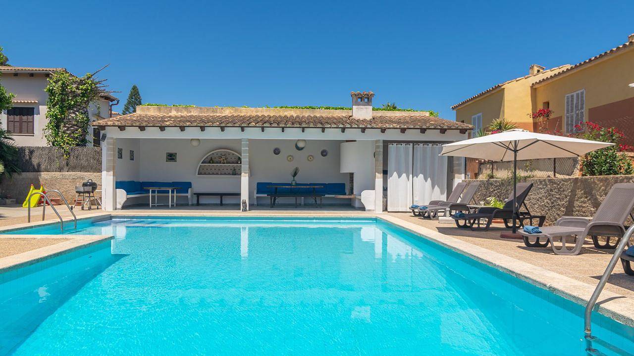 Apartamento vacacional entero, Apartamento de vacaciones para 12 personas con piscina in Es Carregador, Capdepera