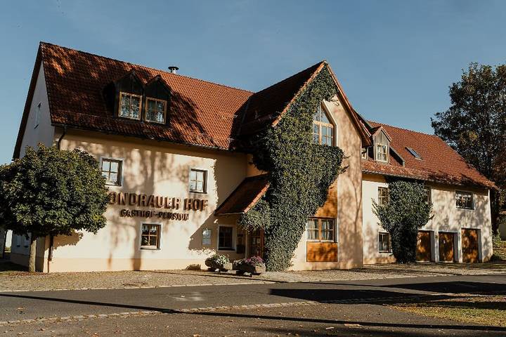 Pension, mit Garten in Waldsassen