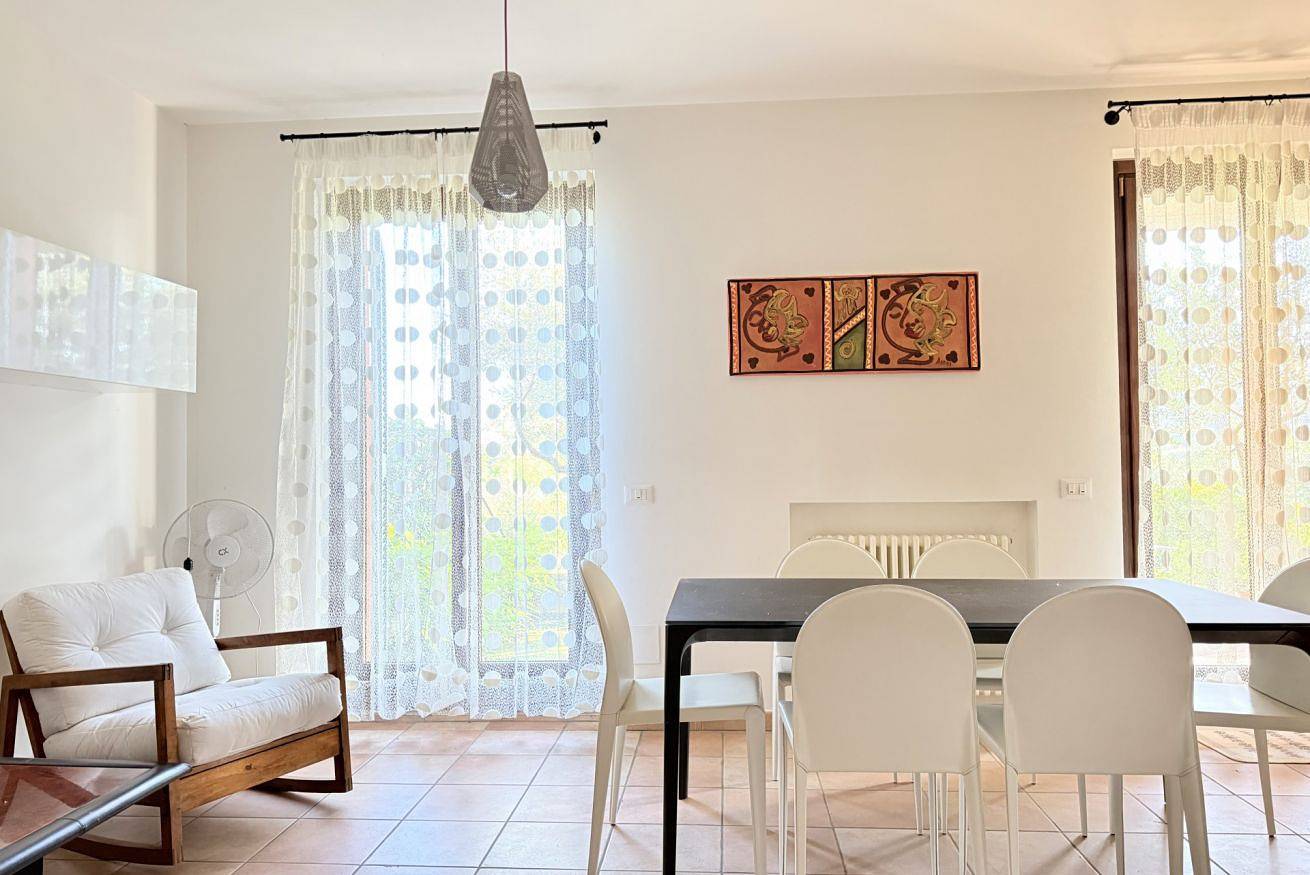 Geheel appartement, Vakantieappartement voor 4 personen met tuin in Camerano, Riviera del Conero